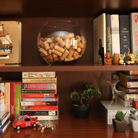 An-da Apartment Split